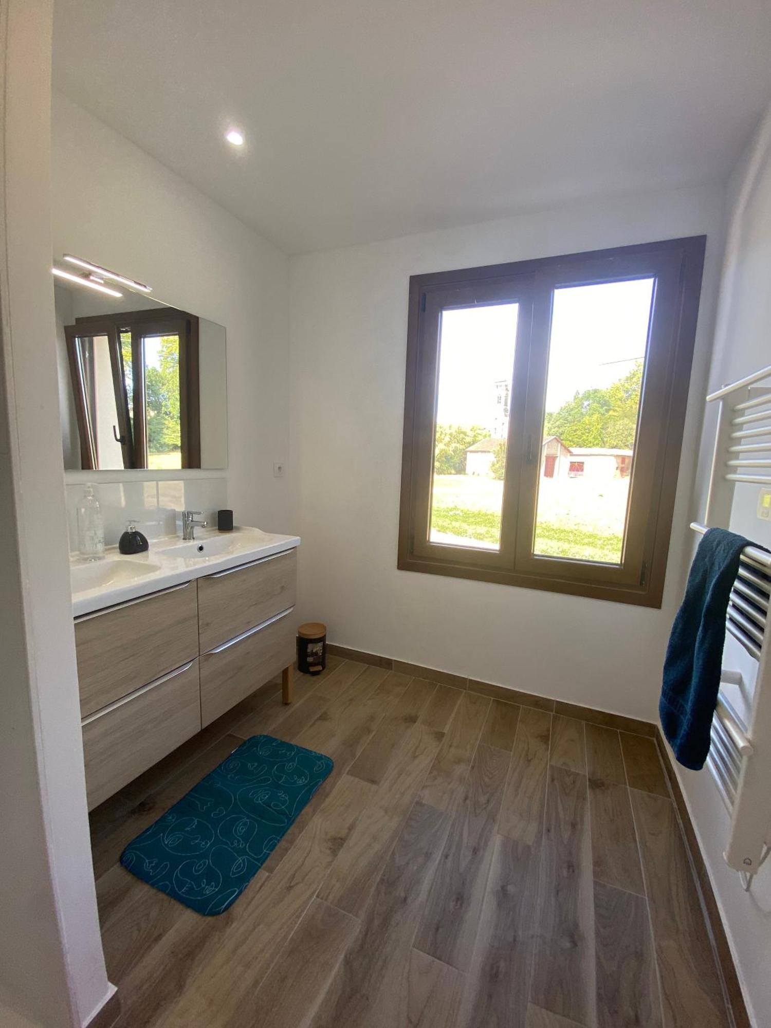 Logement Calme Et Confortable Au Coeur De Loupiac Loupiac  Ngoại thất bức ảnh